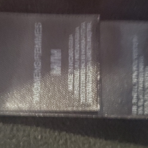 Woman's The North Face Jacket - Picture 6 of 14